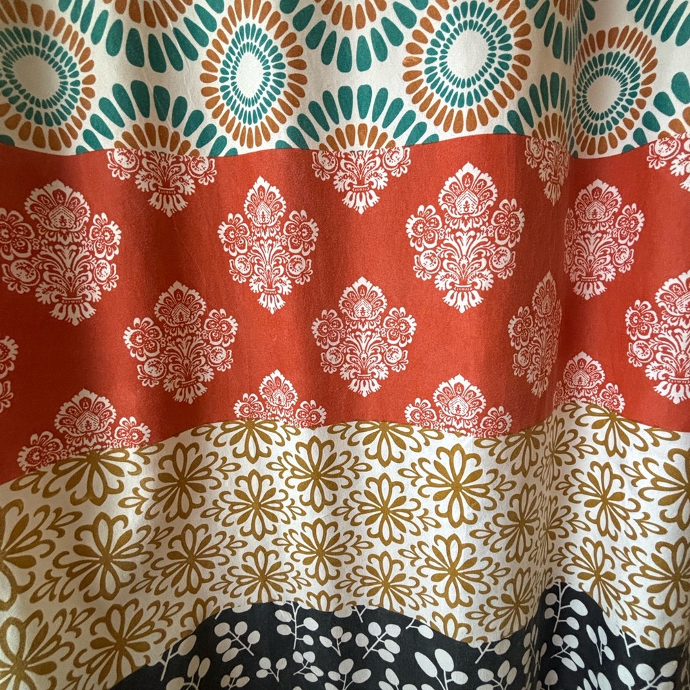 Multicolor Patterned Shower Curtain - Picture 3 of 3